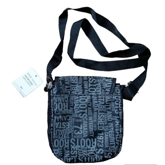 Roots Canada Messenger Crossbody Bag Black & Gray Nylon Establish 1973 Small NWT - Picture 5 of 14
